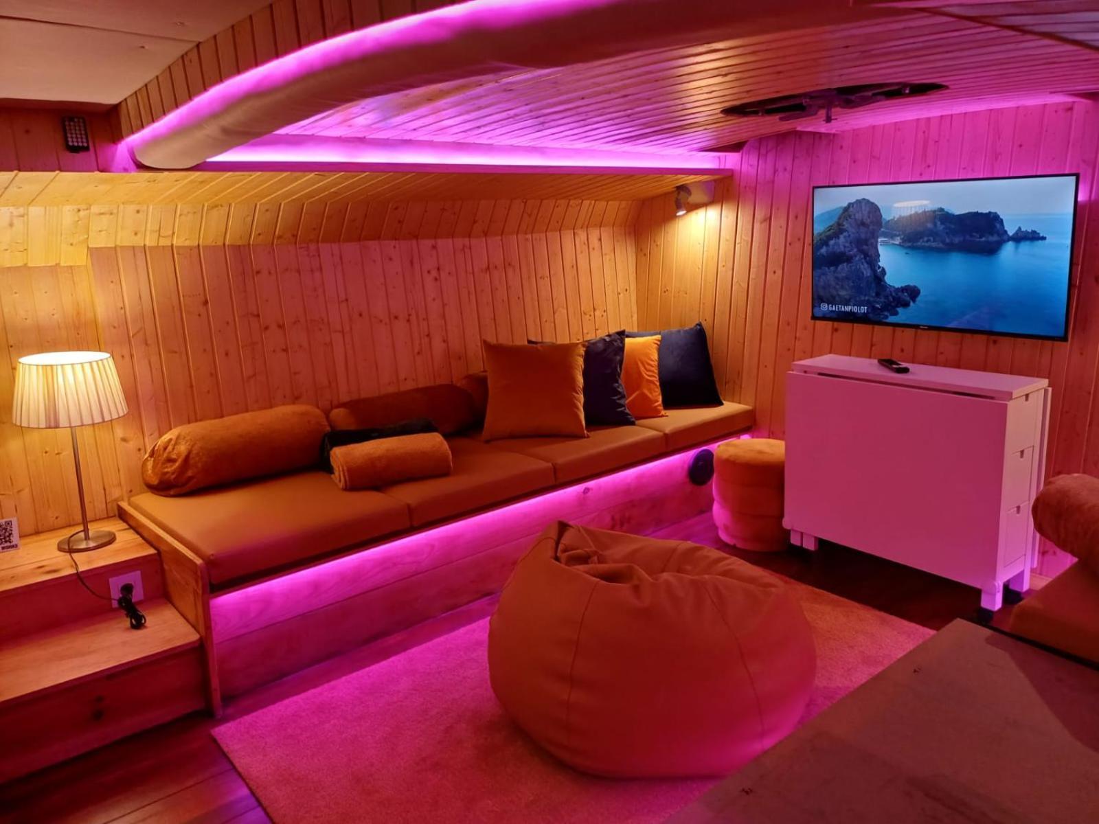 Hotel Sleepboat Luxlife Yatch OOporto Esterno foto