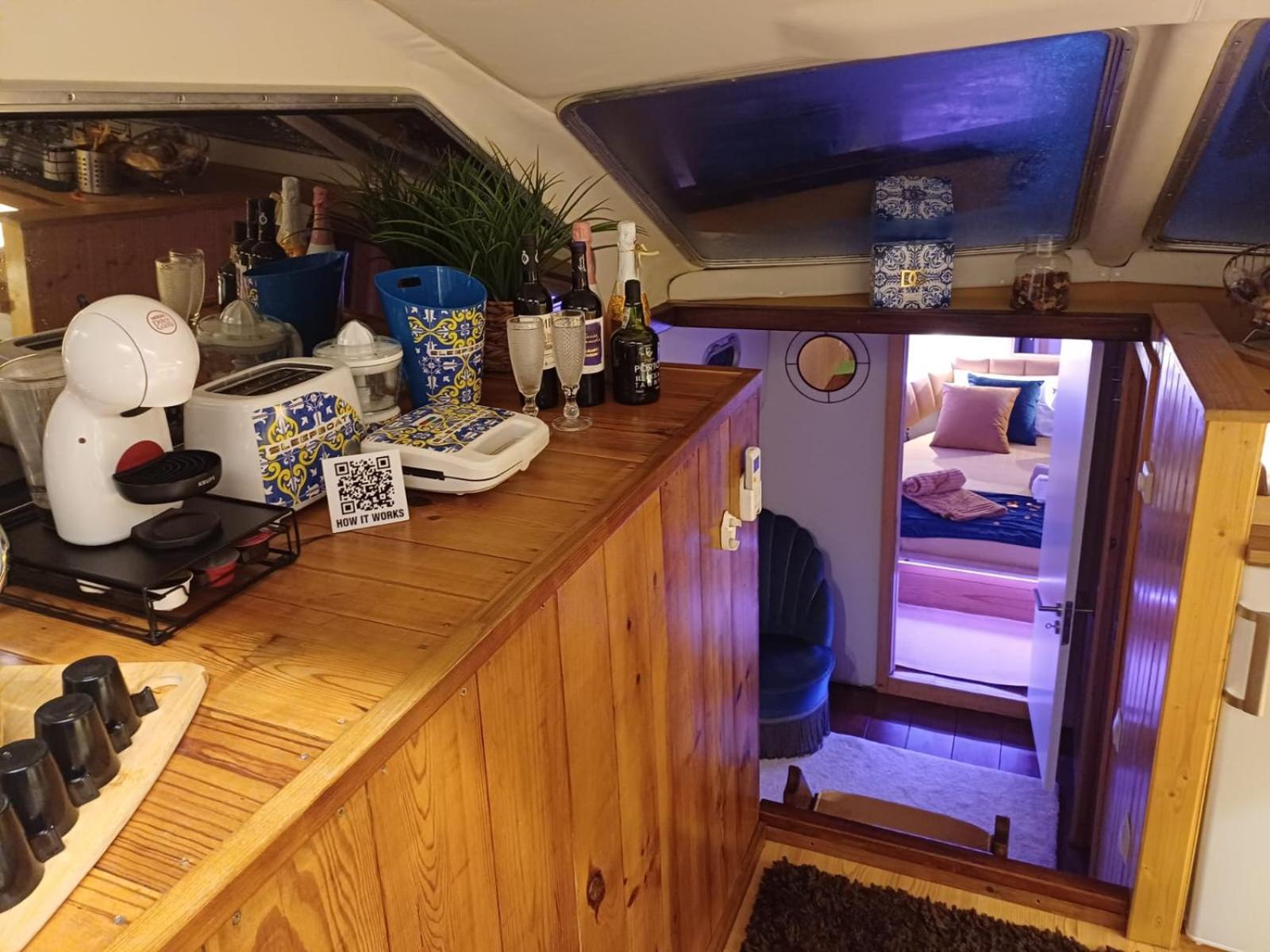 Hotel Sleepboat Luxlife Yatch OOporto Esterno foto